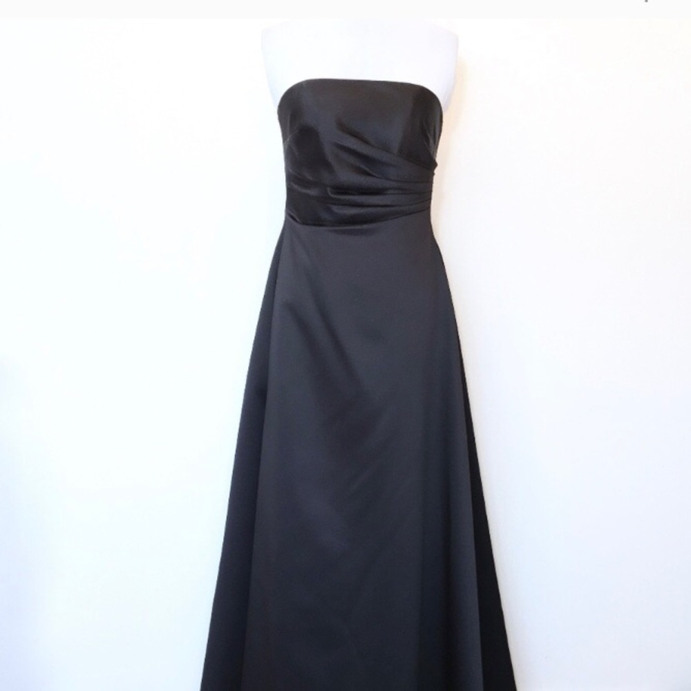 MichaelAngelo Gown Black Strapless
